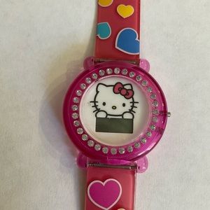 NWOT HELLO KITTY PINK PLASTIC HEART WATCH